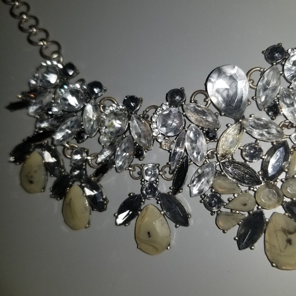 Grey Statement Necklace - Picture 2 of 3